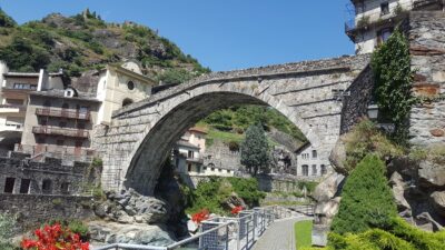 Ponte romano di Pont-Saint-Martin